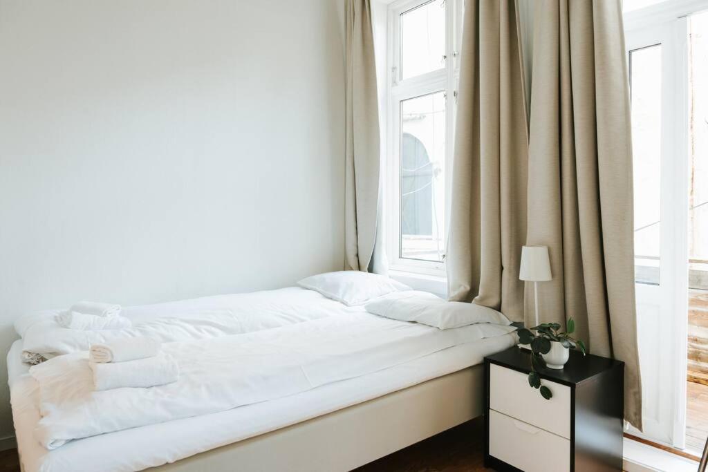 City Center Apartment Bergen Buitenkant foto